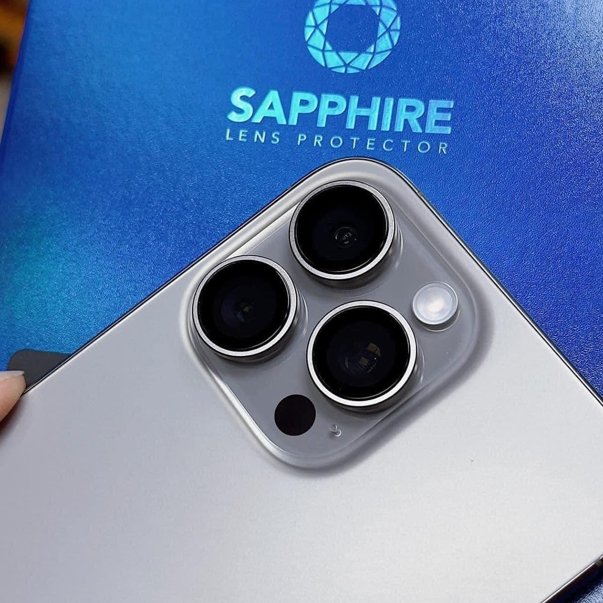 Hoda Sapphire Lens Camera iPhone 15 Pro Max