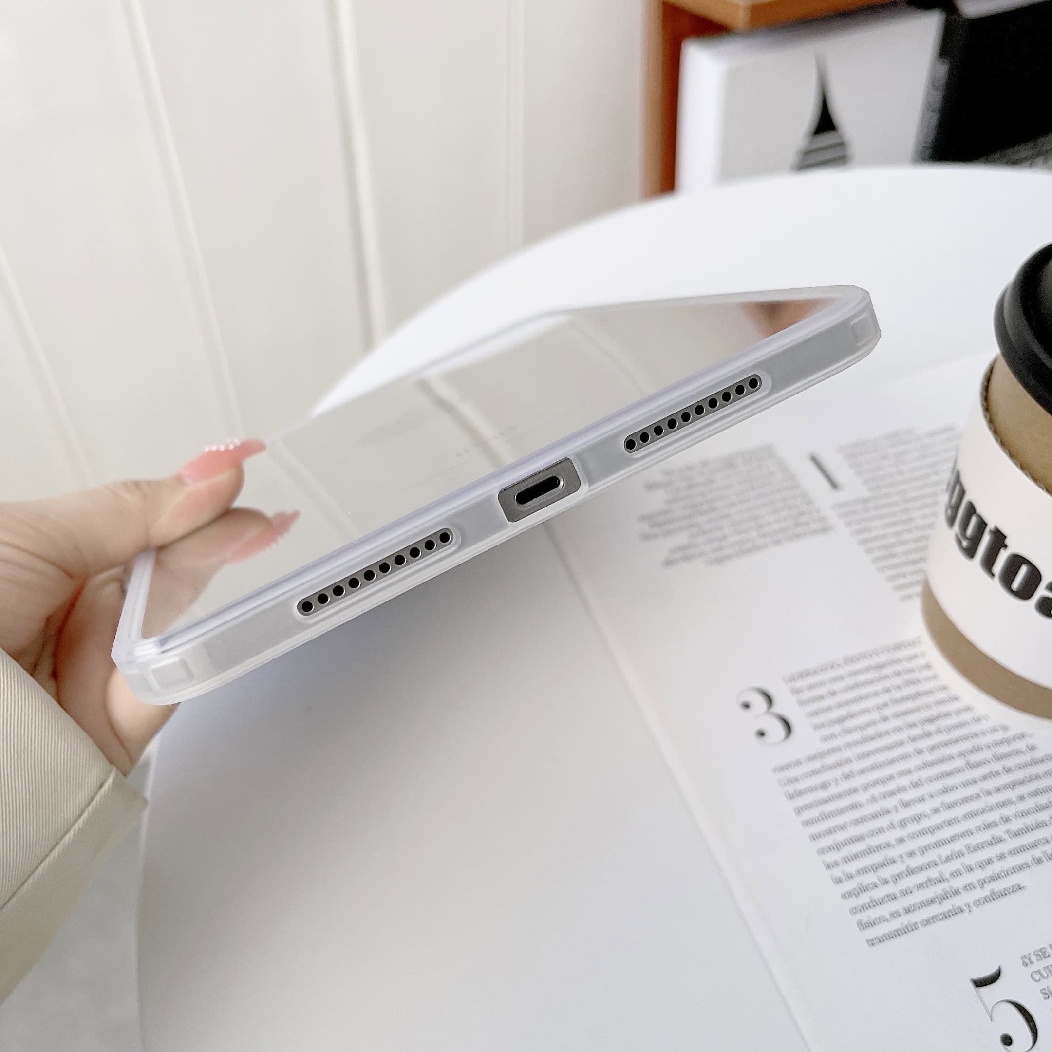 Ốp Lưng iPad Likgus Guard Pro Trong Suốt – Viền Dẻo – Chống Sốc
