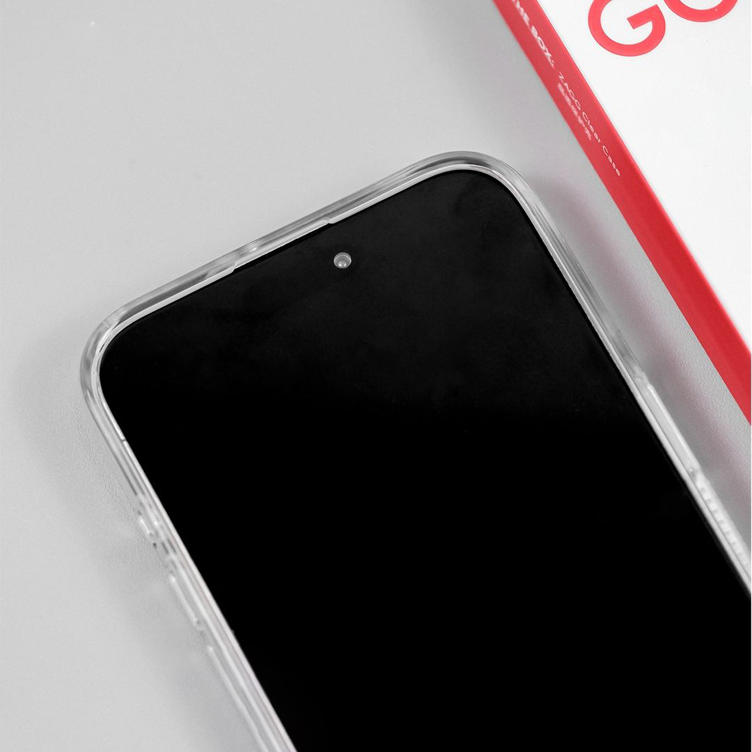 op iPhone 15 Pro Max ZAGG Essentials Clear