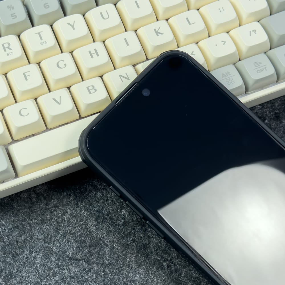 Ốp iPhone Nillkin Super Frosted Shield Pro