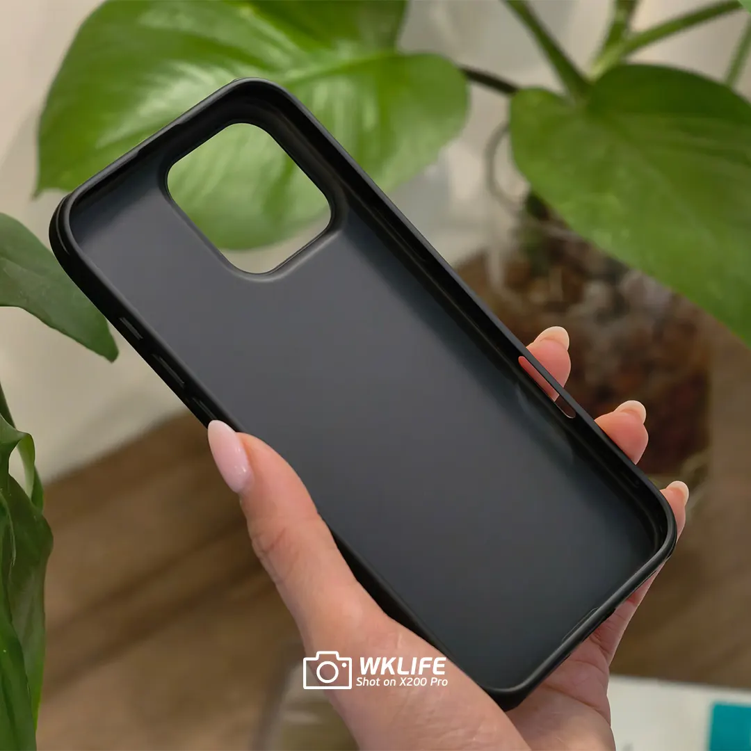 Op lung iphone Nillkin Super Frosted Shield Pro