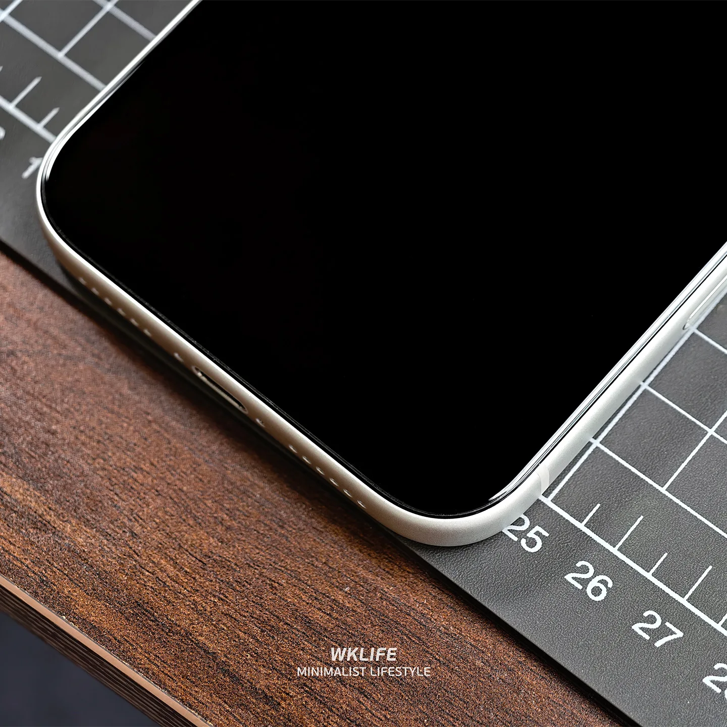 cuong luc URR 3d rimless corning iphone 18 pro max