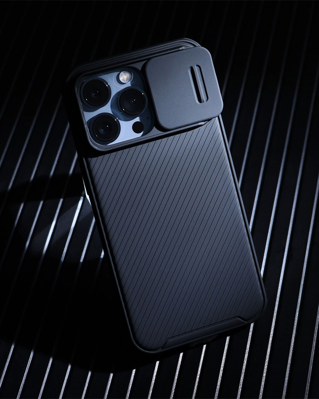 op iphone Nillkin Camshield Pro bai viet 1 op iphone Nillkin Camshield Pro bai viet 1