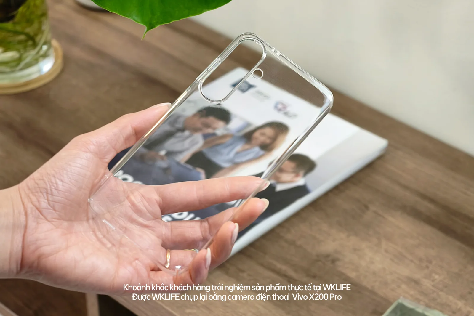 op lung Samsung S24 Plus Memumi Crystal Clear 0.65mm hinh that 2 op lung Samsung S24 Plus Memumi Crystal Clear 0.65mm hinh that 2