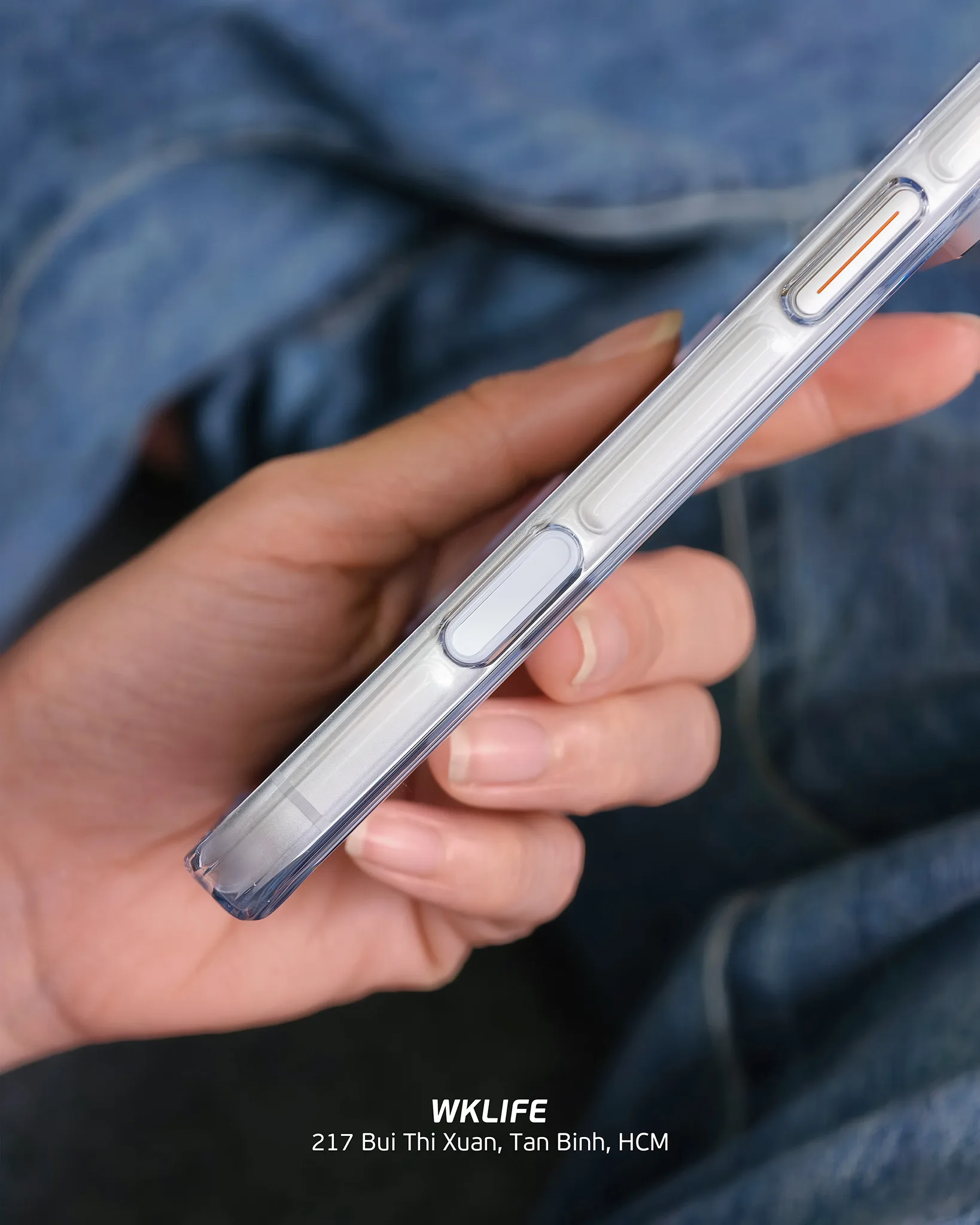 op lung iphone 17 pro max youngkit crystal shield chup tai wklife 7 op lung iphone 17 pro max youngkit crystal shield chup tai wklife 7